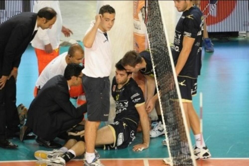 Povreda Starovića, Foto: Www.umbriavolley.it