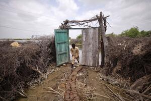 Babu stavio u lonac i spasio je od poplava