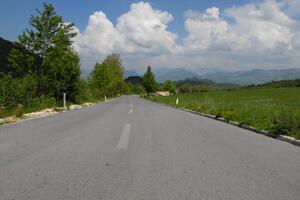 U Crnoj Gori 12 saobraćajnih nezgoda, dvije osobe teže povrijeđene