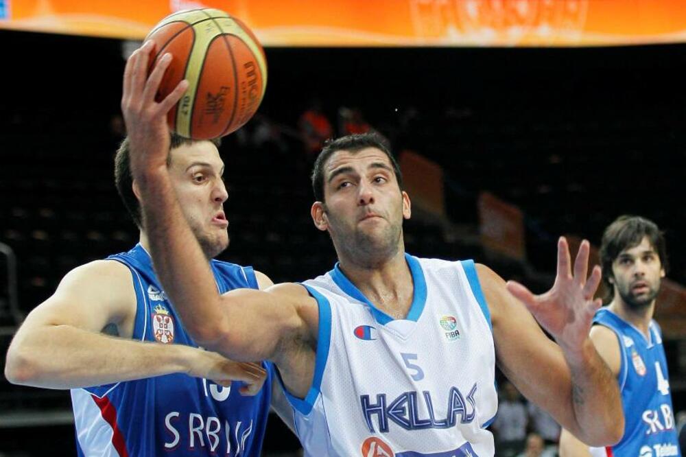 Buruzis, Foto: Beta AP