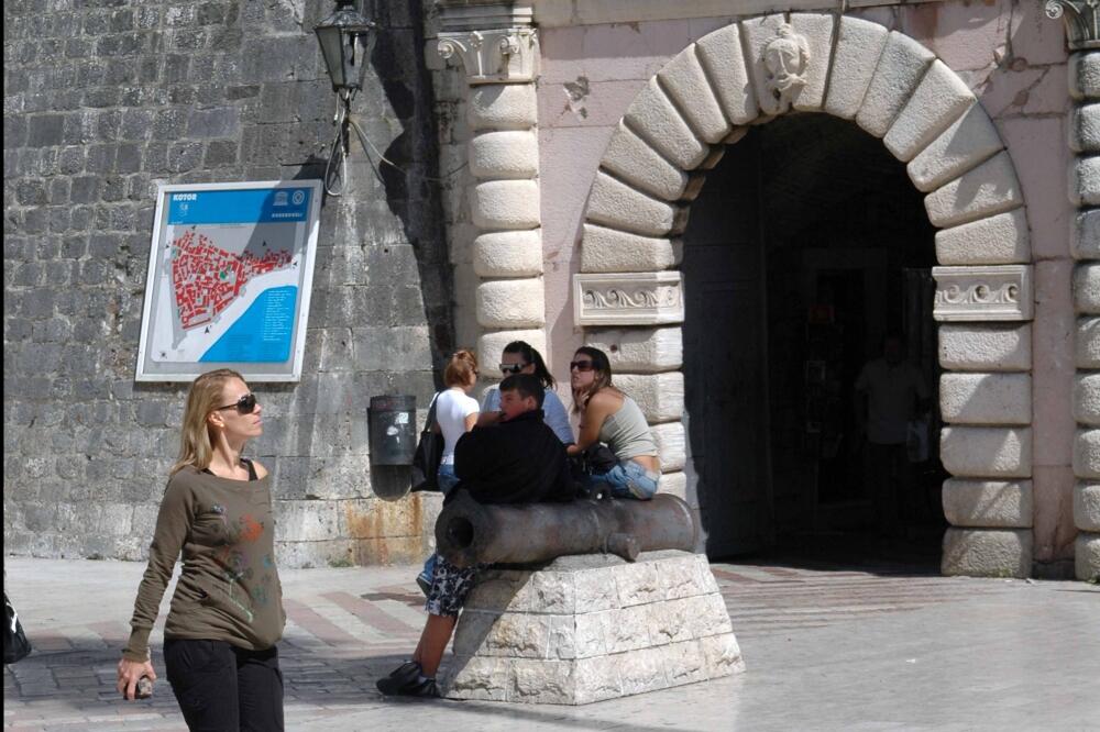 Kotorska svakodnevnica, Kotor, Foto: Anto Baković
