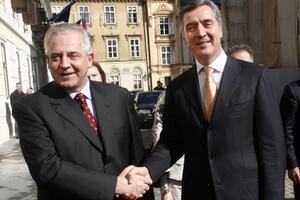 Tužilaštvo i Vlada ćute o lažnim uplatnicama DPS-a