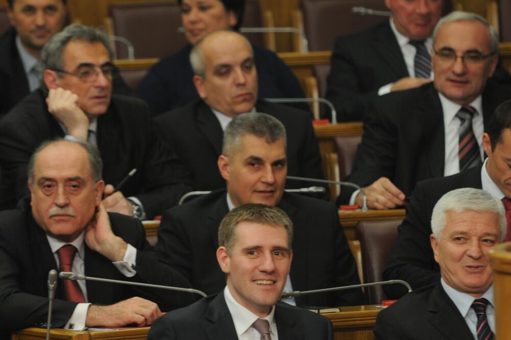 Premijerski sat, Foto: Savo Prelević