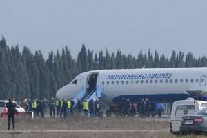 Na letu za Frankfurt pokvario se foker Montenegro erlajnsa