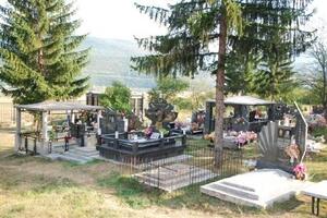 Beranski Romi žive u teškim uslovima, ali imaju najljepše groblje