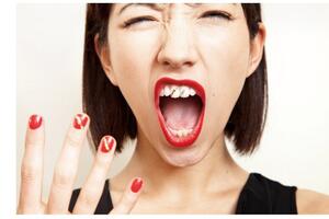 Tetovaža na zubima - novi hit u Japanu