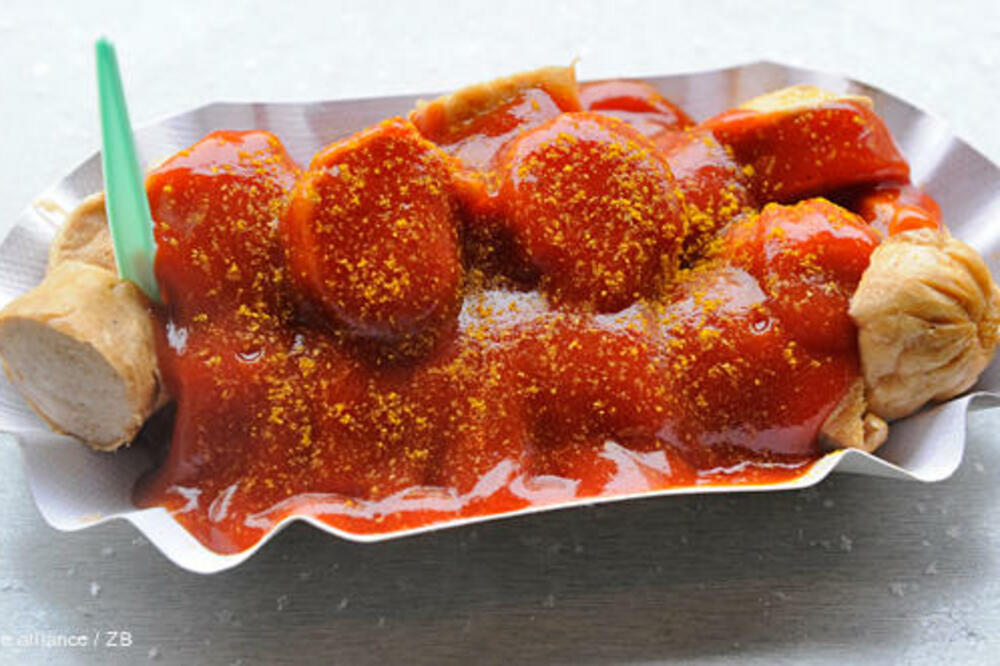 kobasice sa karijem, Foto: Dojče Vele