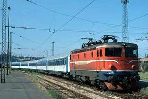 U četvrtak veče putovali od Bara do Beograda 21 sat!