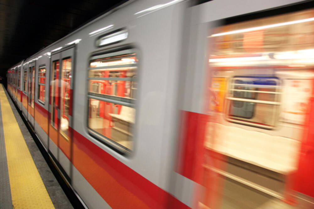 metro, Foto: Shutterstock.com