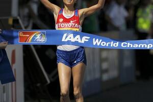 Kaniškina nastavila vladavinu