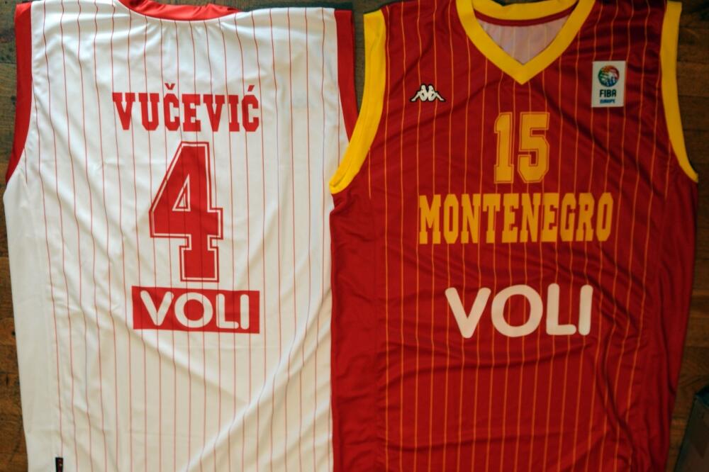 dresovi, Foto: Savo Prelević