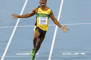 Bolt diskvalifikovan, Blejku titula na 100 metara