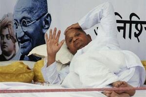 Indijski aktivista prekinuo štrajk glađu