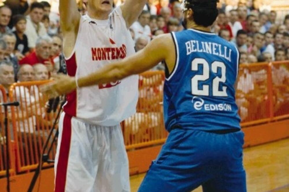 BUDIVELJNIK_1, Foto: V. BELOJEVIĆ