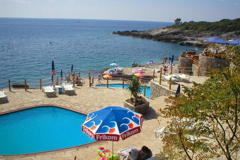 Plaža Ploče, Foto: Panoramio.com