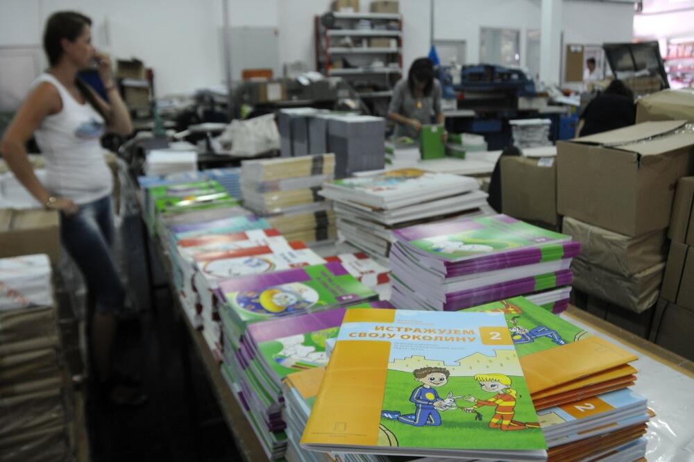 novi udžbenik, Foto: Luka Zeković