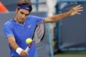 Federer lako do četvrtfinala