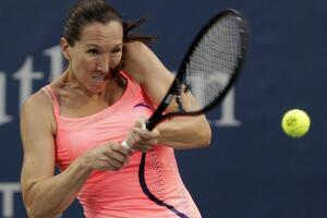 Jelena u četvrtfinalu