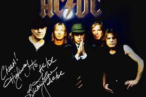 Grupa ''AC/DC'' proizvodi vino