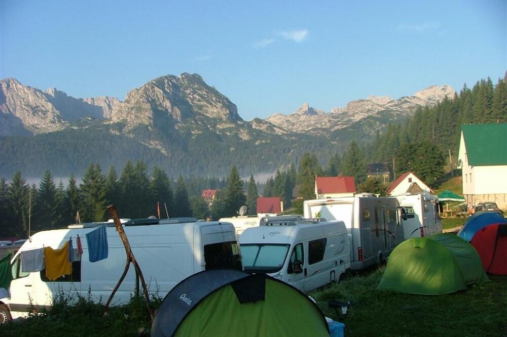 Žabljak turisti, Foto: Obrad Pješivac