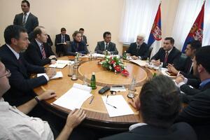 Srbija: Za godinu dana 90.000 ljudi ostalo bez posla