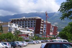 Prošetajte i provjerite:  Sva Budva zna za lamelu C u kojoj...