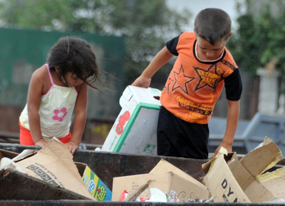 vrela ribnicka, romi. djeca