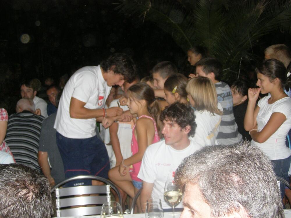 komani, komanske igre