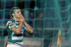 Bolton treći put pokušava da angažuje Vukčevića