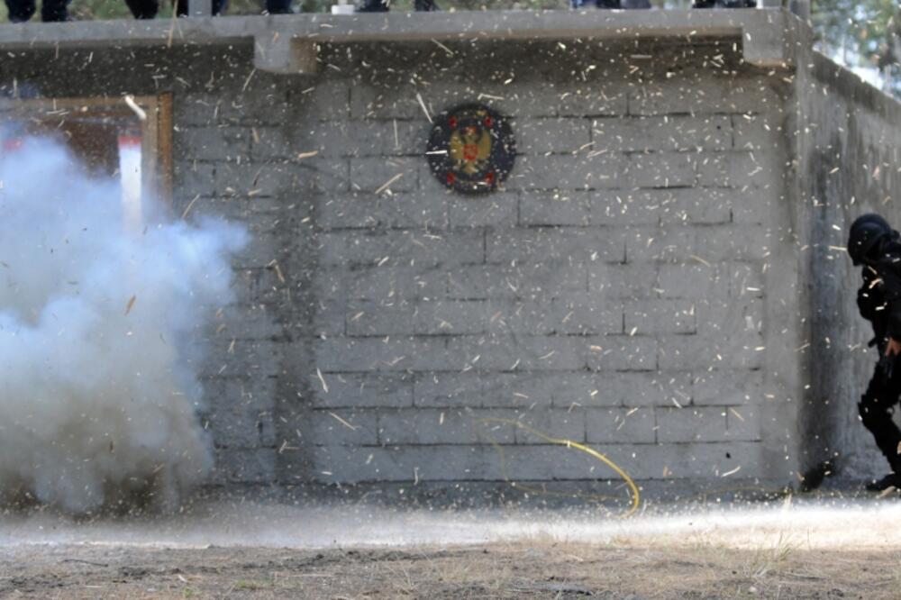 eksplozija policija, Foto: Savo Prelević