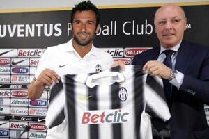 Vučinić u Juventusu - čeka se samo potpis!