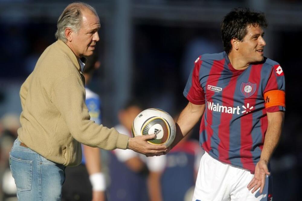 Sabelja, Foto: Reuters