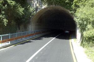 Uspostavljen saobraćaj između Budve i Tivta kroz tunel Mogren