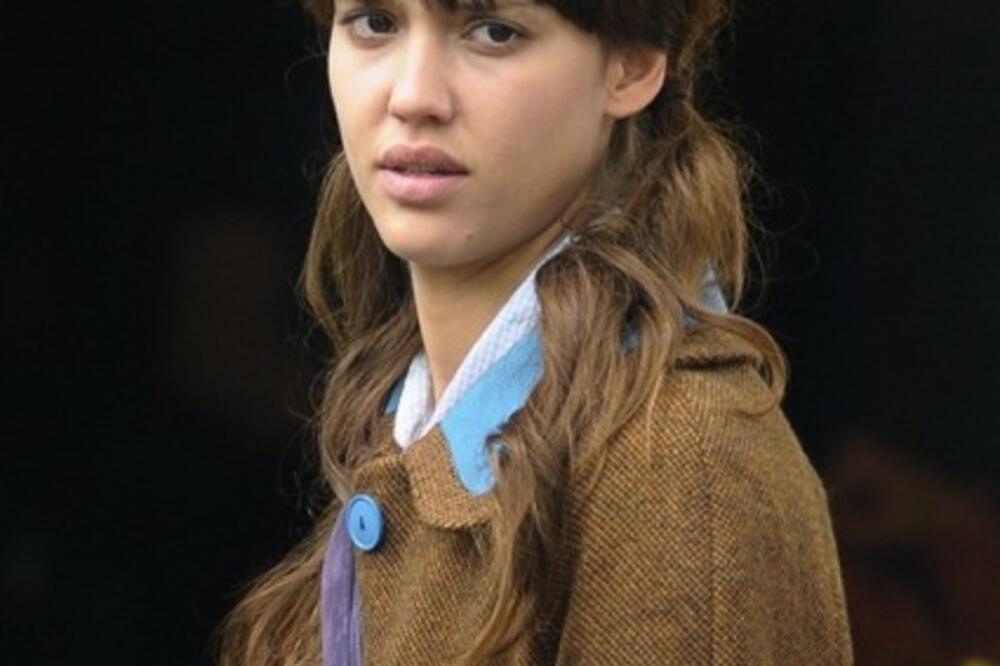 džesika, Foto: Www.thefrisky.com