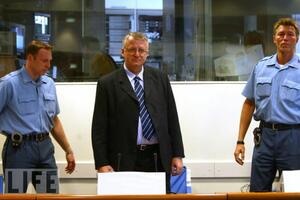 Tribunal odbacio Šešeljev zahtjev za obustavu postupka