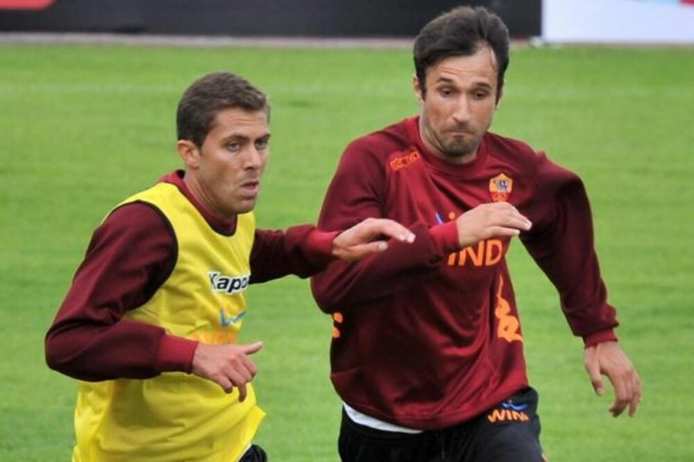 Vučinić i Menez, Foto: Www.corrieredellosport.it