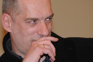 Balša Brković na Trgu pjesnika u okviru Grad teatra