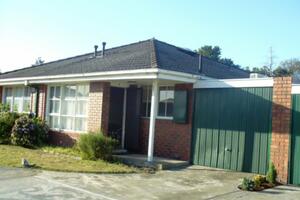 Provalili čovjeku u kuću i bičevali ga iz vjerskih razloga