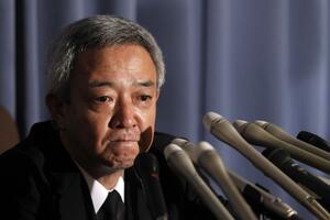 Ostavka ministra obnove novi udarac za premijera Japana