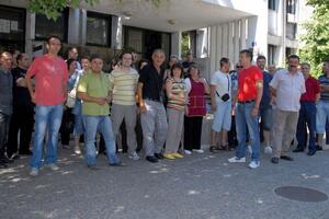Radnici "Pobjede" štrajkom najavili da 1. jula neće štampati novine