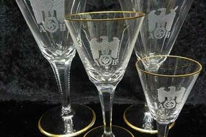 Hitlerova staklarija na aukciji, cijena sitnica: Četiri čaše 9.000...