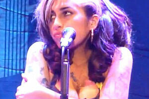 Ejmi otkazala dio evropske turneje, i bend ljut na nju