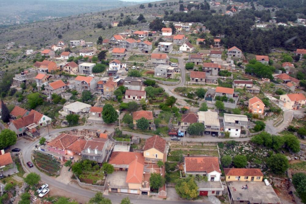 malo brdo, Foto: Vesko Belojević