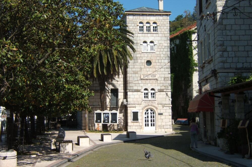 dom kulture Herceg Novi, Foto: Slavica Kosić