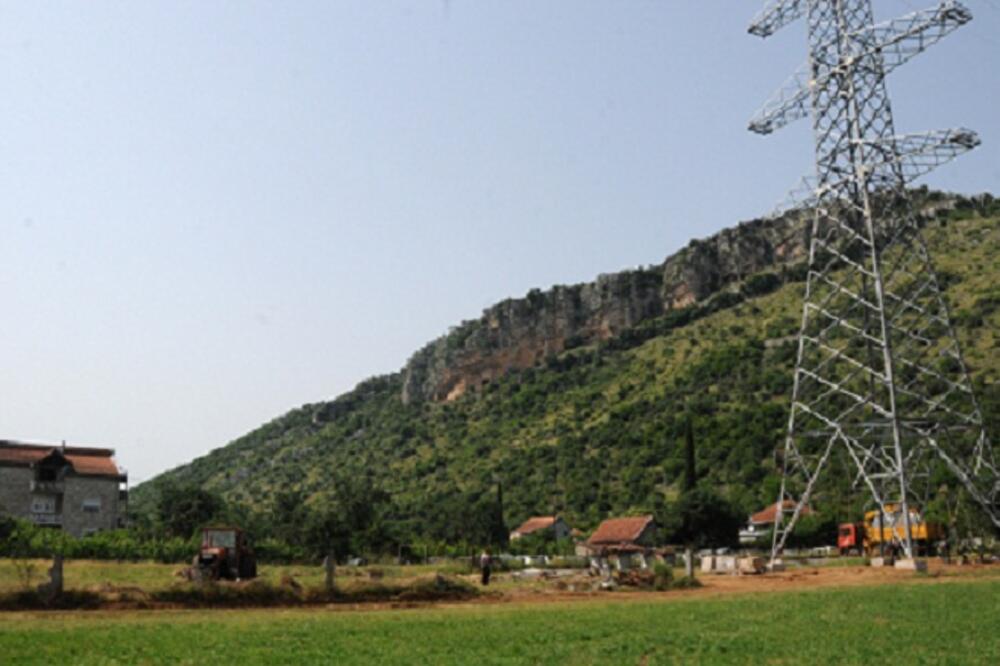 tolosi, dalekovod, Foto: Arhiva "Vijesti"