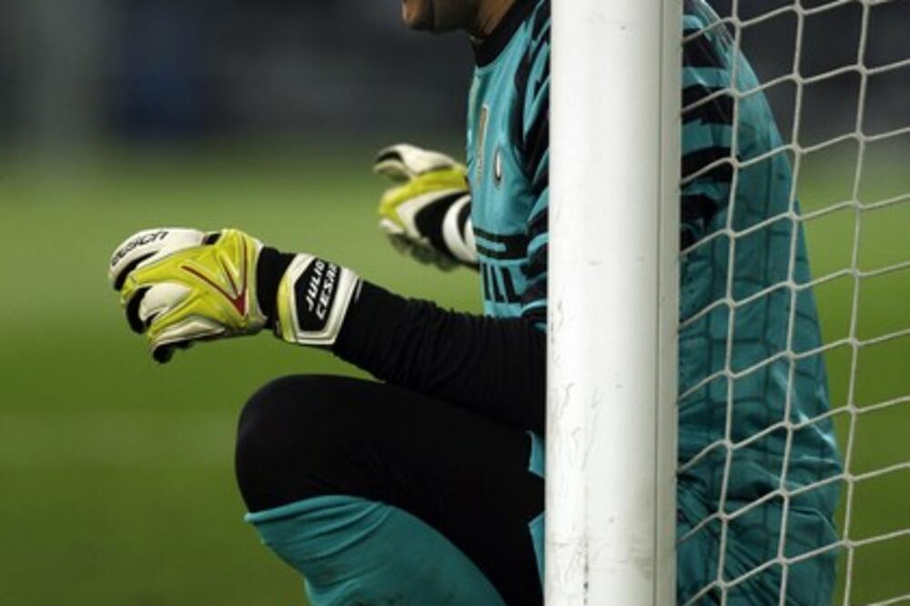 Sezar, Foto: REUTERS