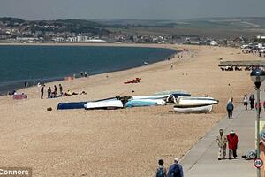 “Mama, ona teta radi sklekove na čiki”: Zatvor zbog seksa na plaži