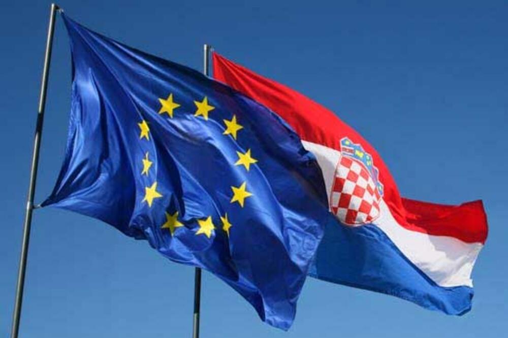Hrvatska, EU, zastava, Foto: Hrsvijet.com