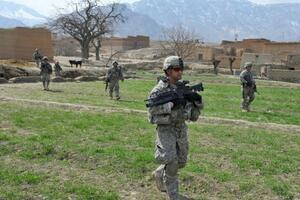 U napadu avganistanskih pobunjenika poginulo devet svatova