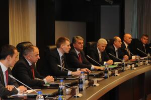 Vlada ne odustaje od pominjanja aneksije